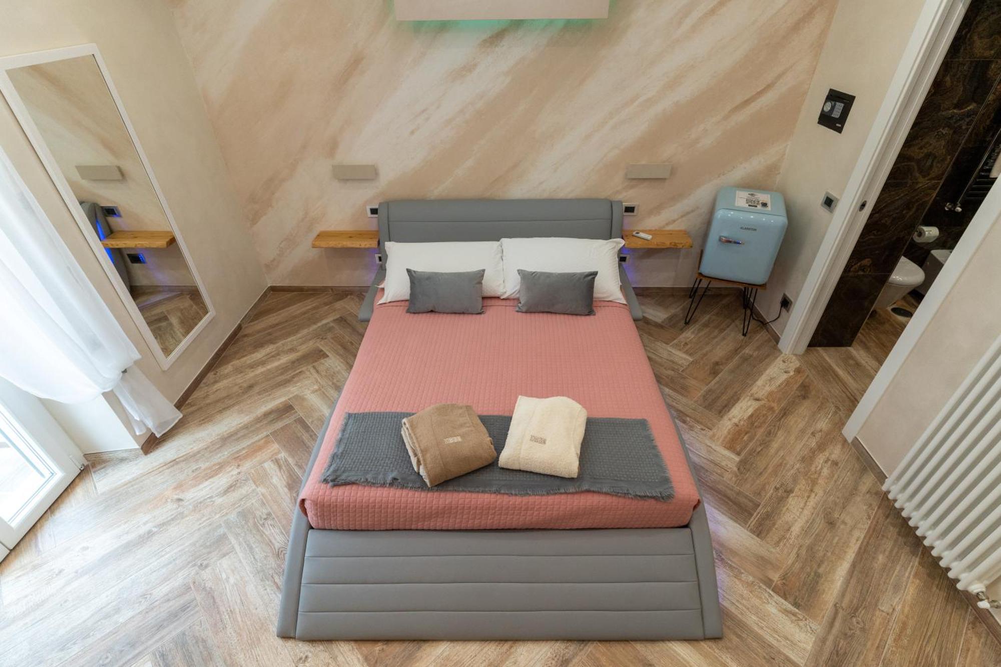 Suites Matteotti 57 Civitavecchia Εξωτερικό φωτογραφία